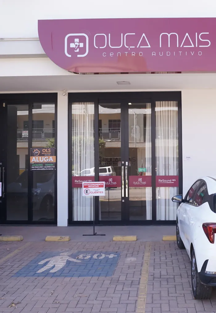 Fachada da Ouça Mais Centro Auditivo em Sinop